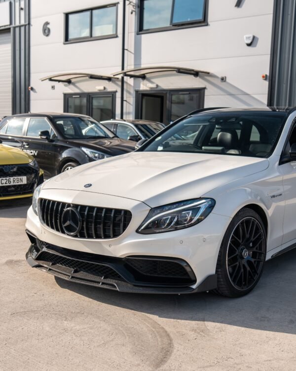 MERCEDES W205 C63 AMG 2014-2018 AMG GT BLACK GRILLE (WITH CAMERA) - Image 5