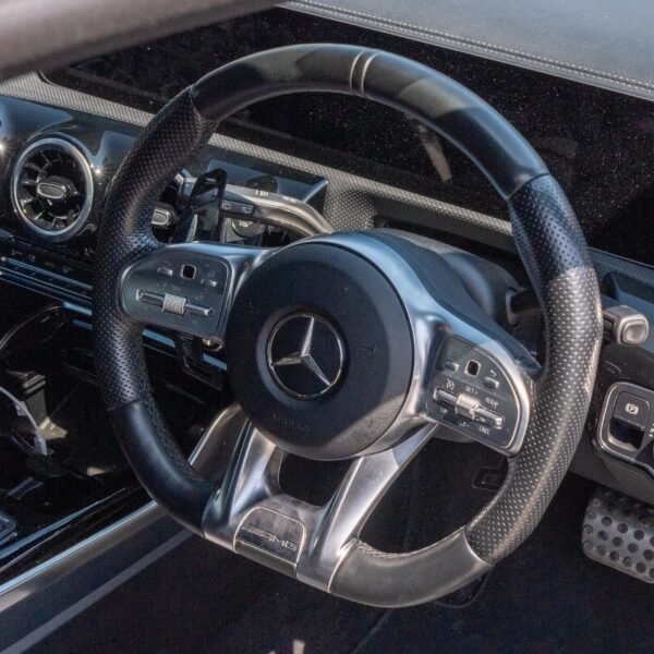 MERCREDES AMG MAGNETIC CARBON FIBRE SHIFTER PADDLES - Image 2