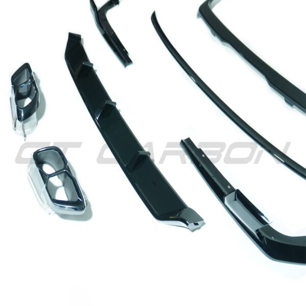 BMW G07 X7 LCI 2022+ FULL GLOSS BLACK KIT - Image 6