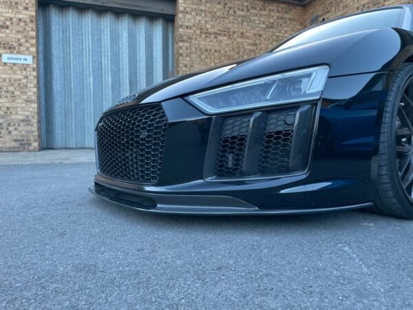 AUDI R8 V10 GEN 2 CARBON FIBRE SIDE GRILLES - Image 4