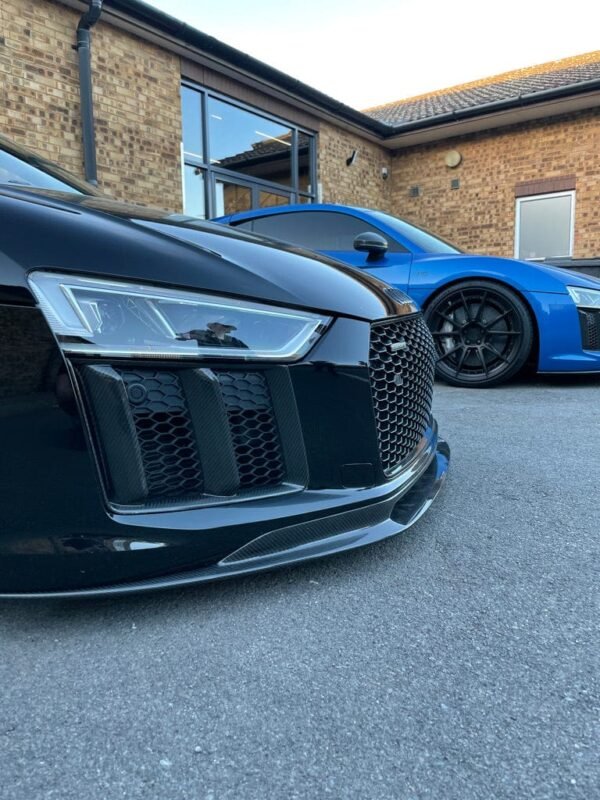 AUDI R8 V10 GEN 2 CARBON FIBRE SIDE GRILLES - Image 7