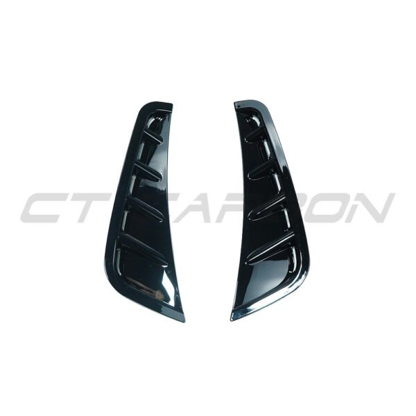 MERCEDES C43 & C CLASS W205 2019-2021 FACELIFT GLOSS BLACK FRONT BUMPER CORNERS - Image 4